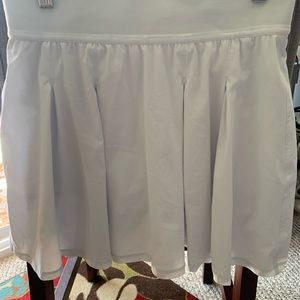 Lululemon skirt/sort size 6